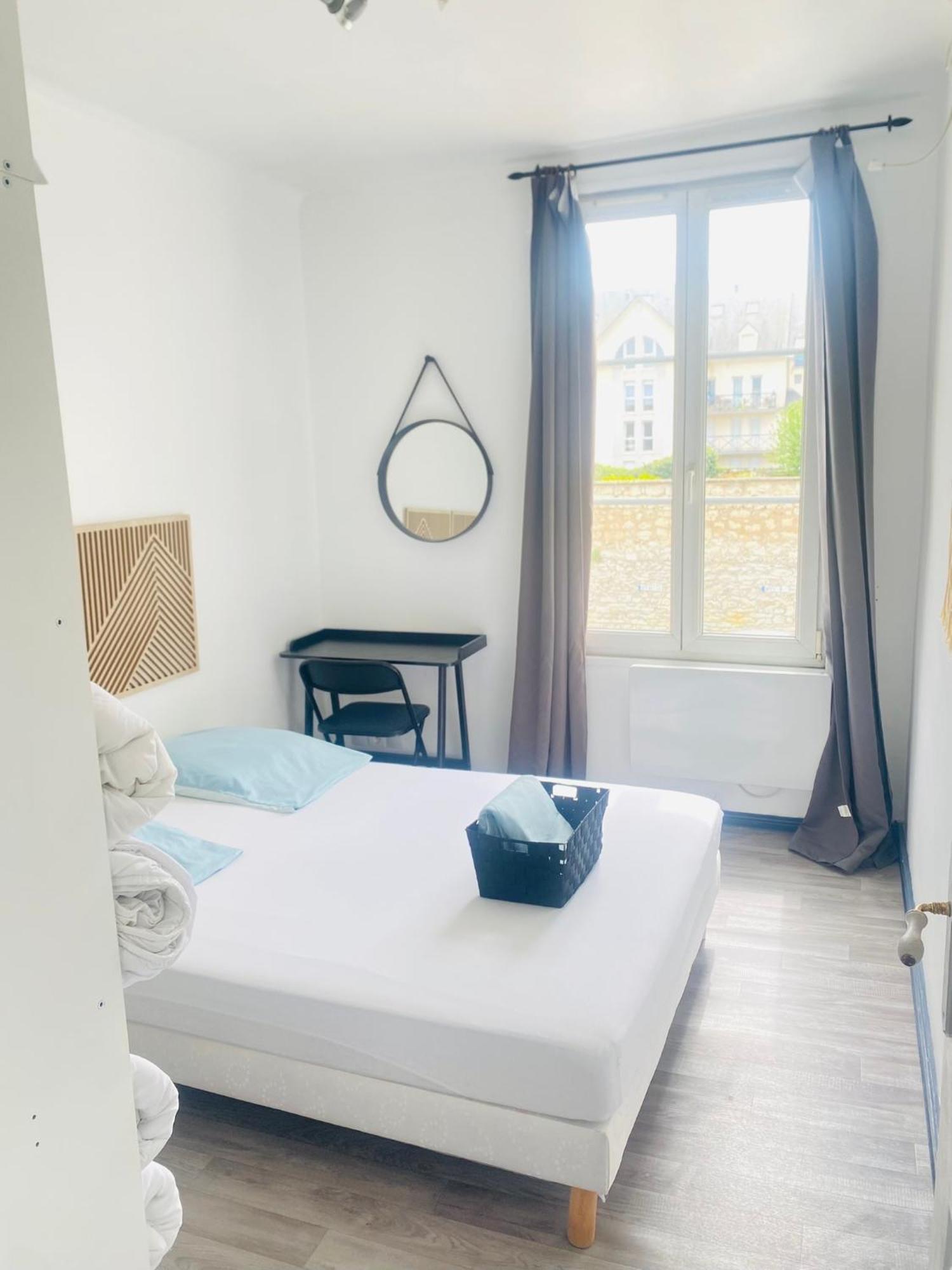 Maison Individuelle Tout Confort Terrasse Exterieur Proche Parc Asterix, Aeroport Roissy Cdg, Paris, Disney, Chateau De Chantilly La Chapelle-en-Serval Dış mekan fotoğraf